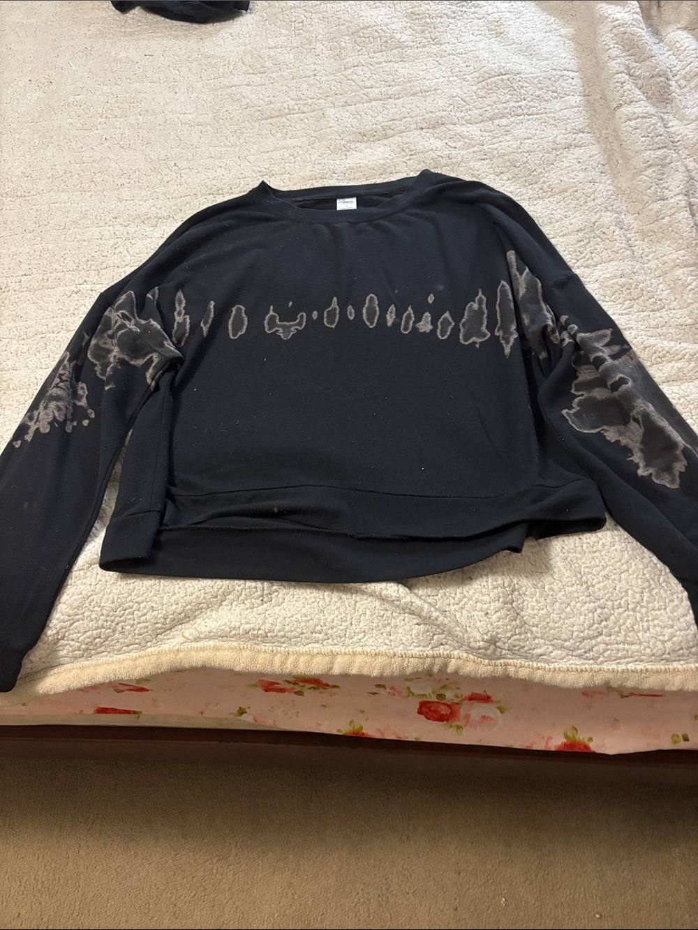 Women's Black Tie-Dye Crop Sweatshirt